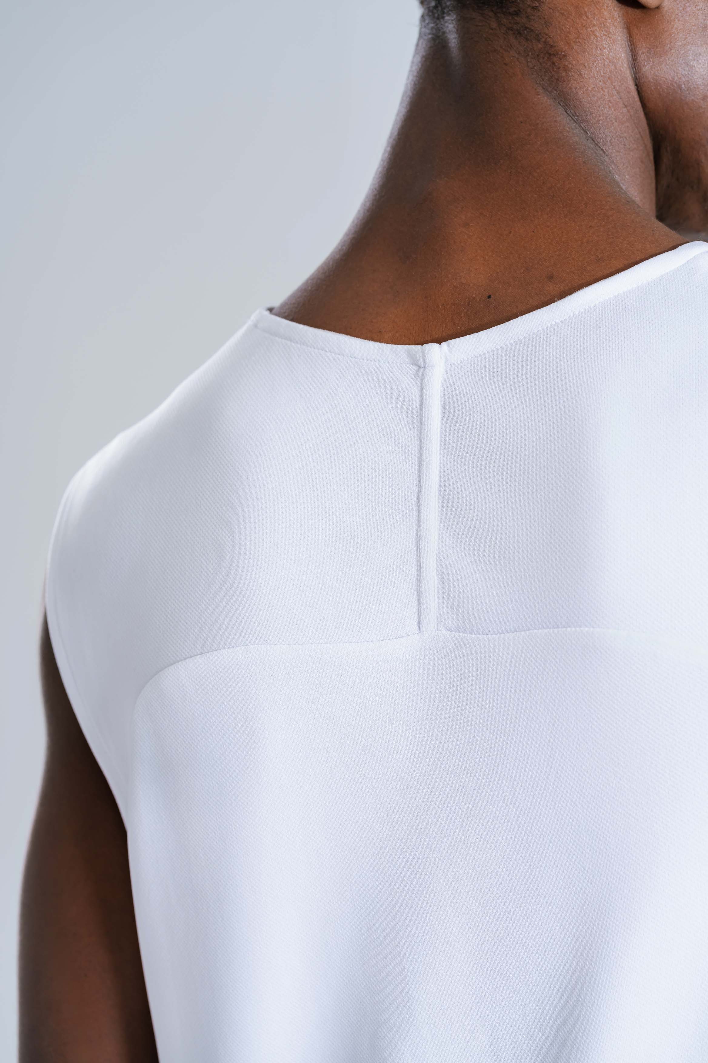 Sleeveless Basic Crew