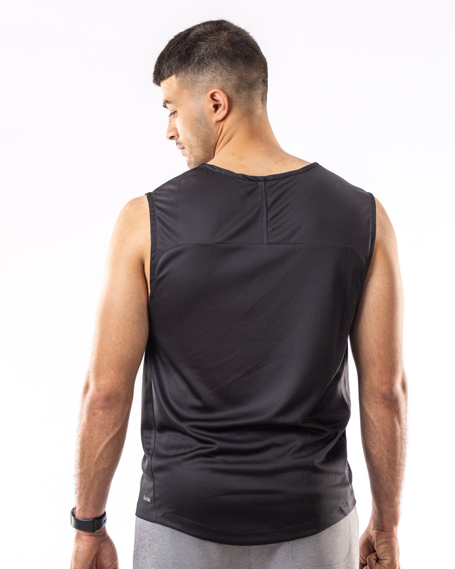 Sleeveless Basic Crew
