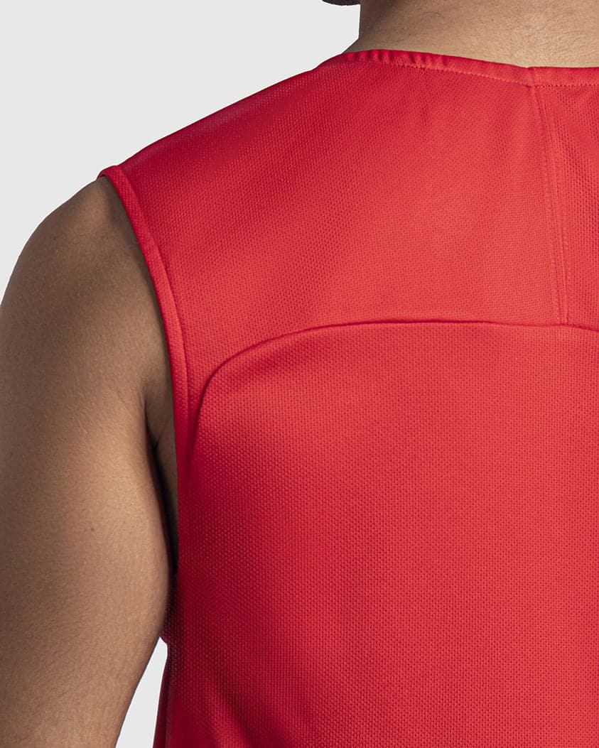 Sleeveless Basic Crew