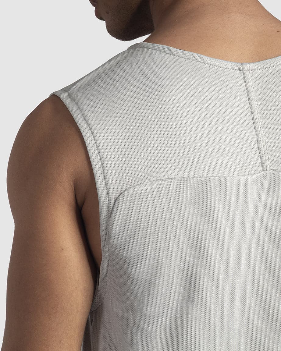 Sleeveless Basic Crew